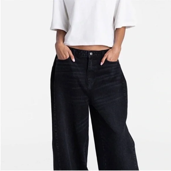 KBB by KAHLANA Women's Low-Rise Wide Leg 'The
Rachel Jean' - Black Size 12 - Picture 3 of 7